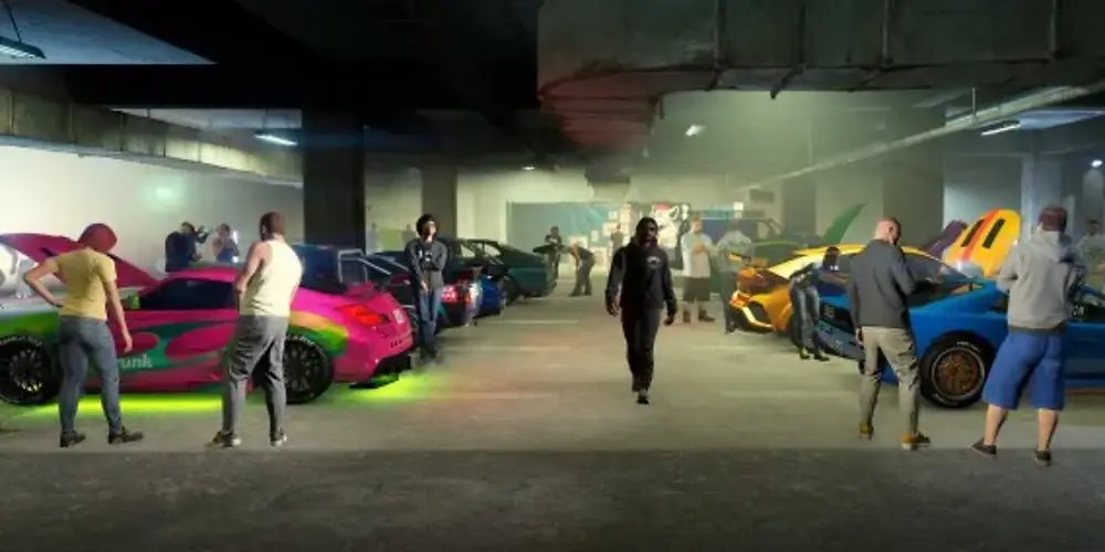 Le LS Car Meet de GTA Online, un parking souterrain aux néons où deux rangées de voitures tunées multicolores sont exposées et où des joueurs déambulent