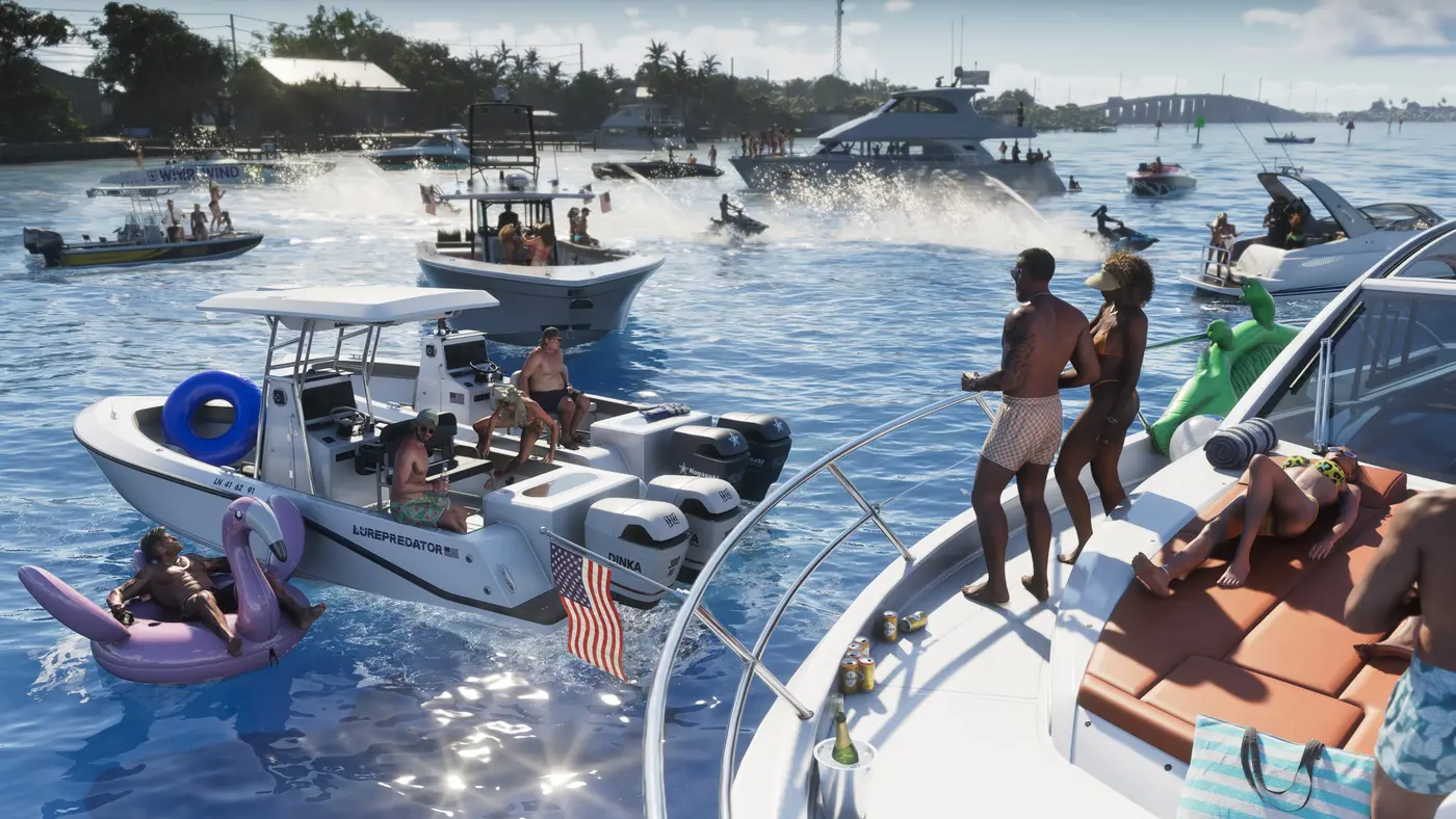 Fête nautique dans les Leonida Keys de GTA VI : un yacht et des hors-bords rassemblés sur une eau turquoise, un baigneur sur une bouée flamant rose, un long pont enjambe le chenal au loin